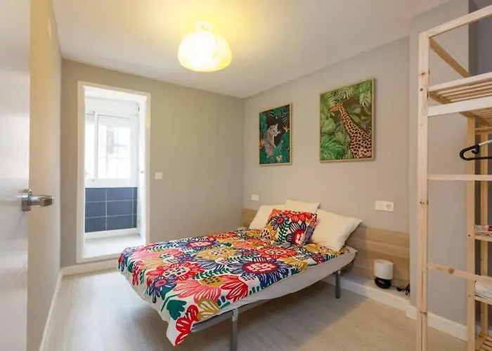 Agustina - Piso Centrico Reformado En Calle Peatonal *